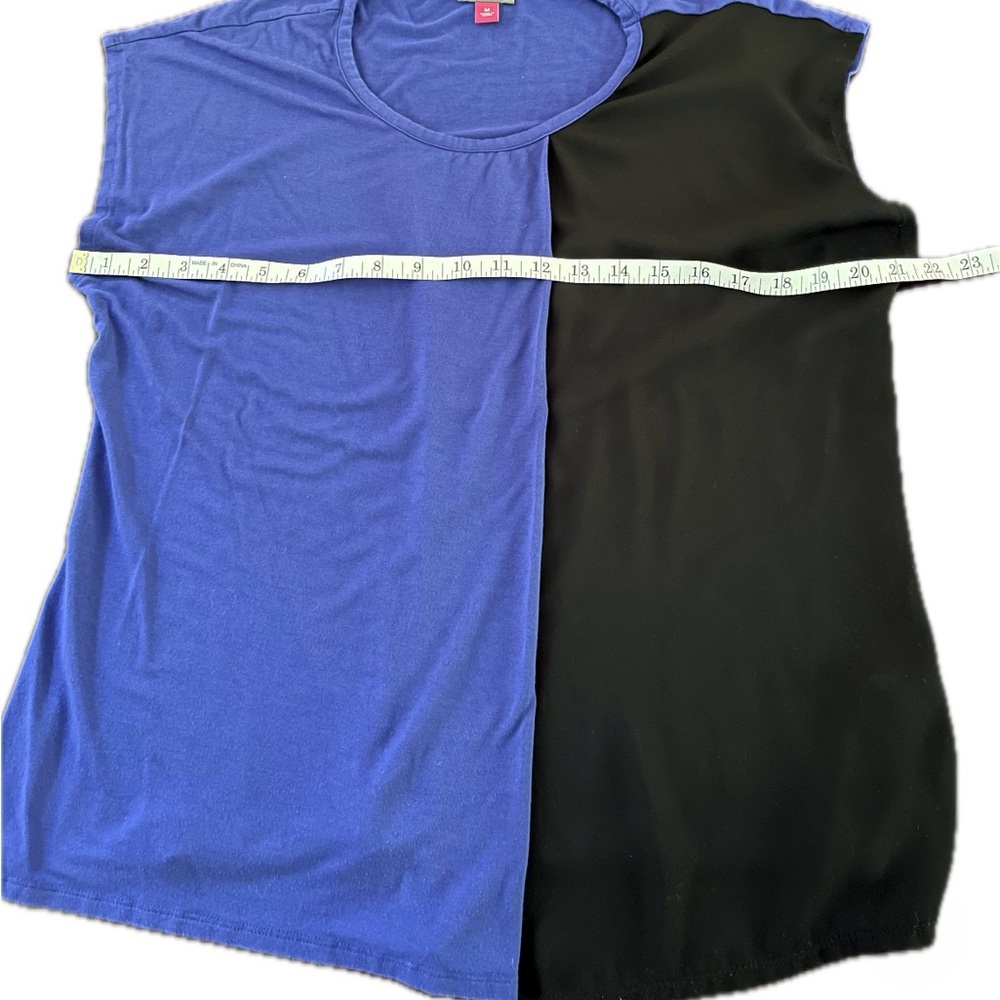 Woman’s top blouse Vince Camuto royal blue and black size M - Picture 2 of 7